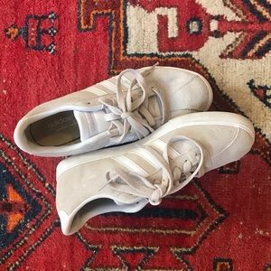 Adidas Neo Super Comfortble Like New